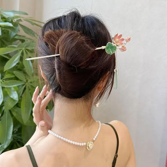 کانزاشی گل نیلوفر آبی اویزدار1 کانزاشی خاص برای هدیه زنانه